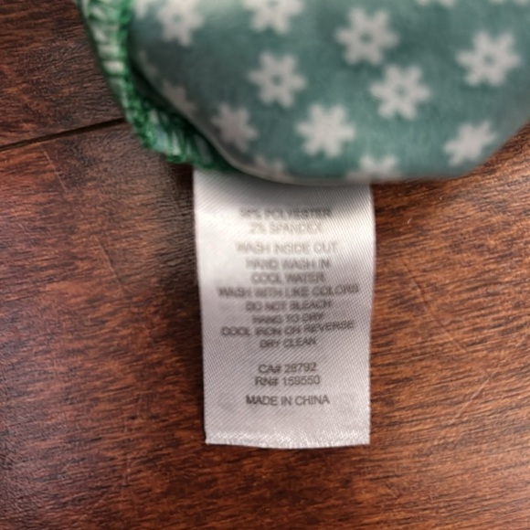 Maison D’ Amelie Springtime Green and White Ditsy Floral Skirt, Size 8 - Picture 8 of 8